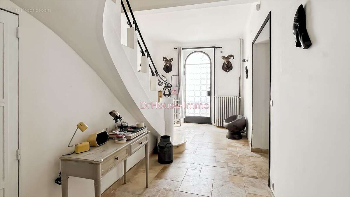 Maison 315 m² à Condom  - photo 9