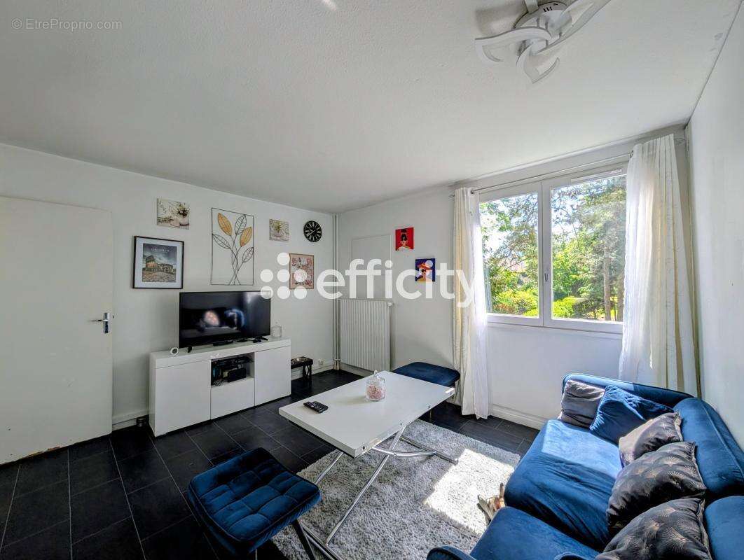 Appartement à EPINAY-SUR-SEINE