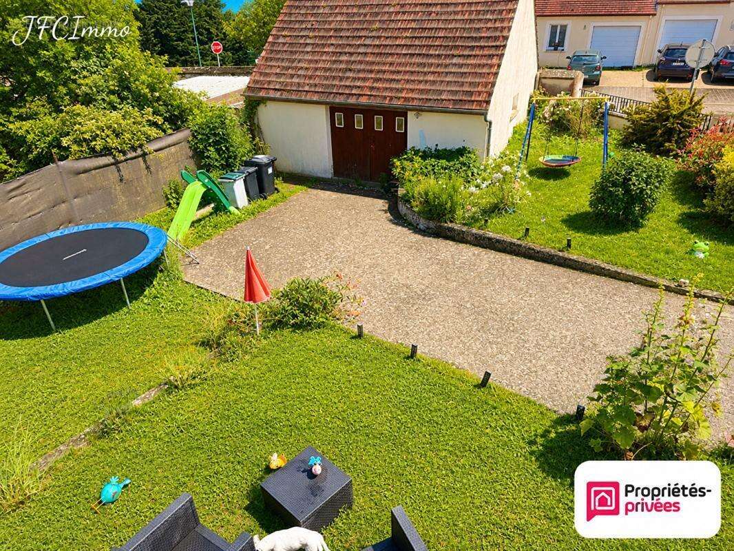 Ensemble Immobilier 12 pièce(s) 215 m2 - photo 8
