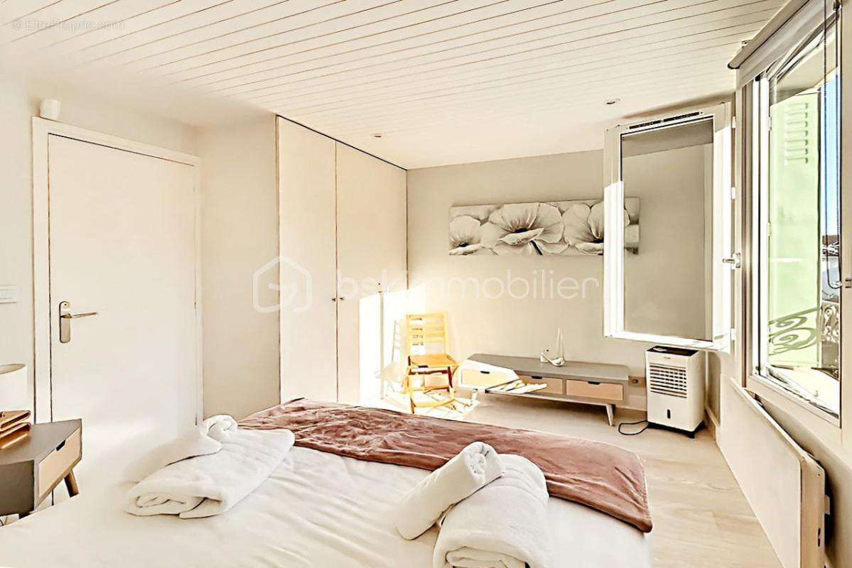 Maison à PARIS-19E