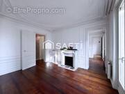 Photo 1 - Appartement à PARIS-10E