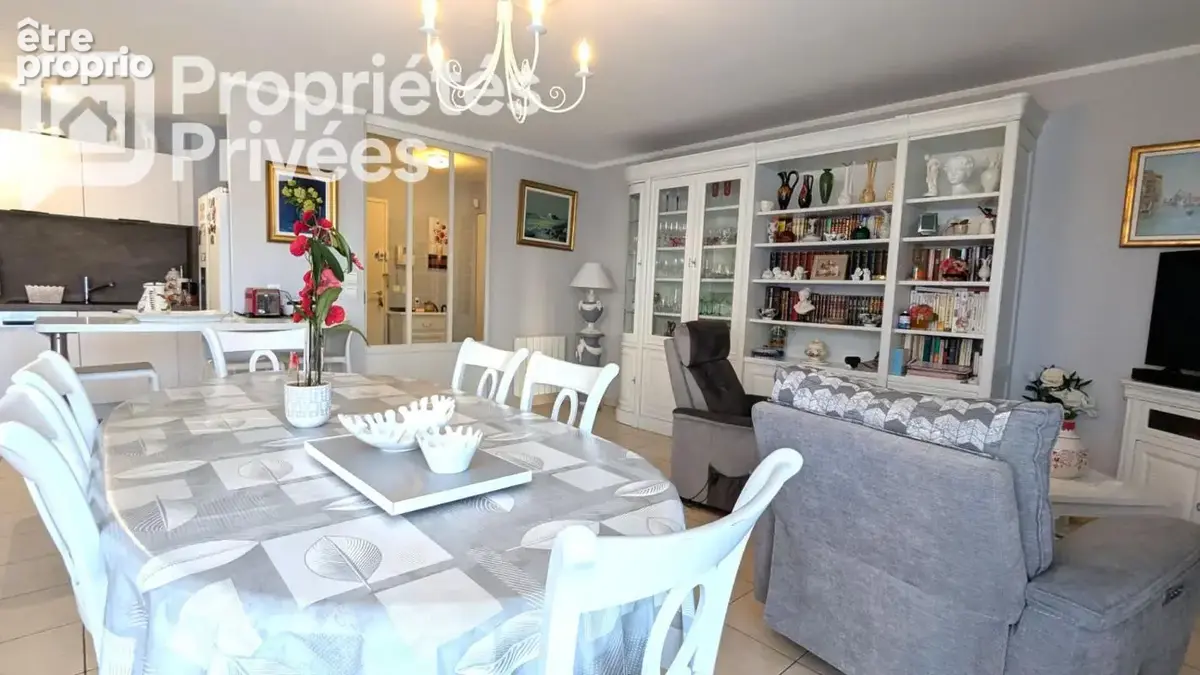 A vendre :Exclusivité  CHALLANS Appartement  4 pièces 98M2 - photo 3