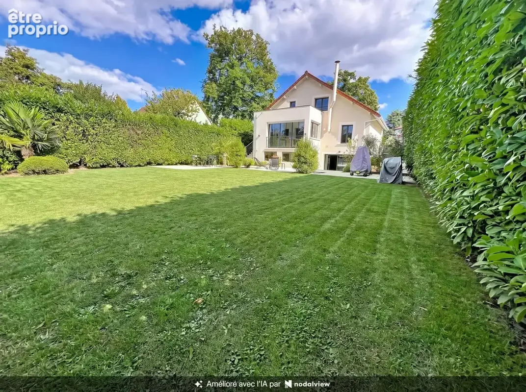 Maison 7 pièces 184 m² à vendre à La Celle-Saint-Cloud (78170) - photo 2