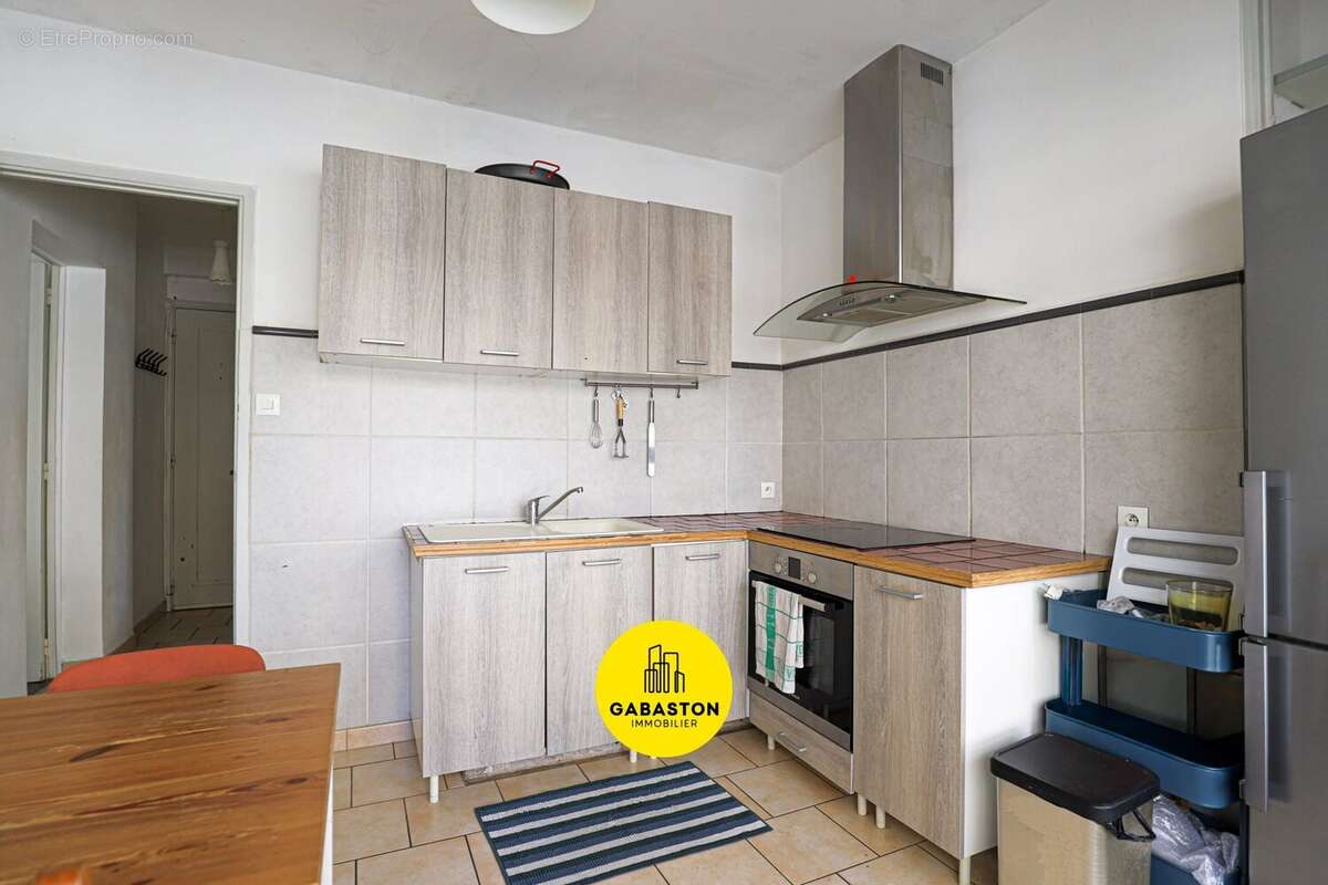 Appartement à MARSEILLE-8E