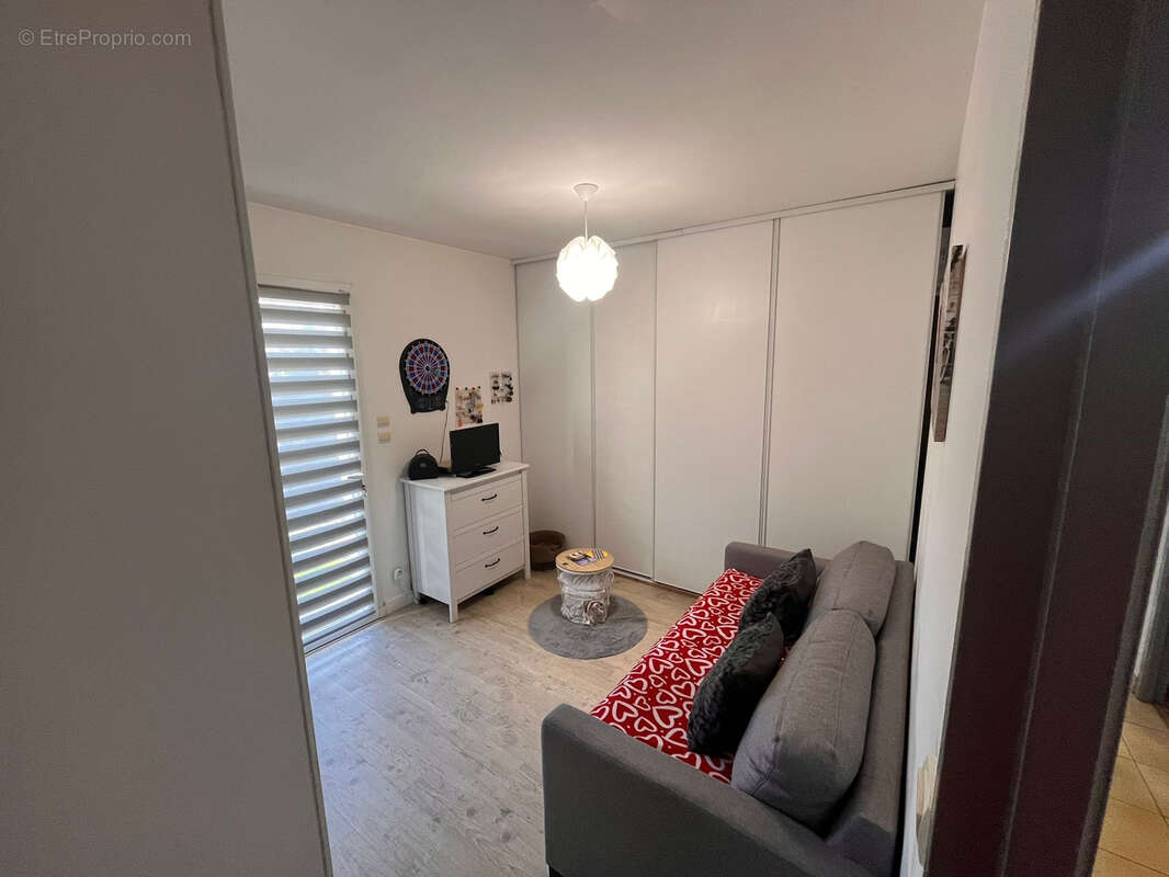 Maison familiale T5 de 105 m2 avec jardin & stationnement - photo 10