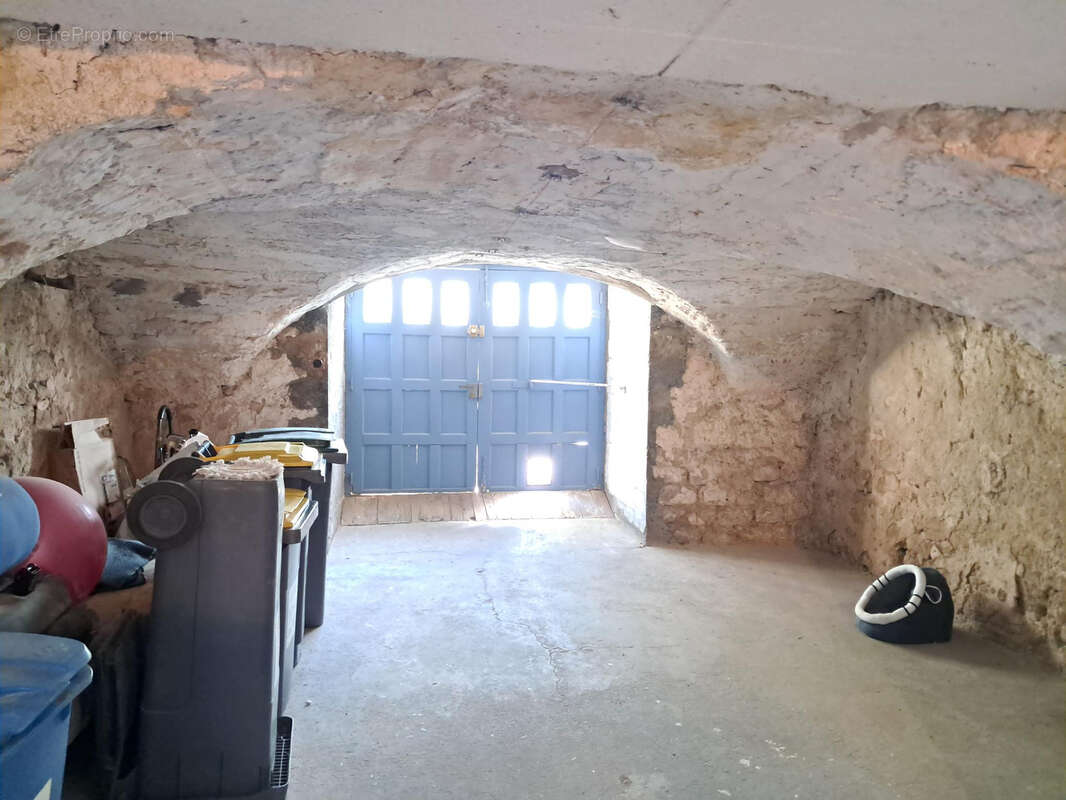 Maison à VILLEVIEILLE