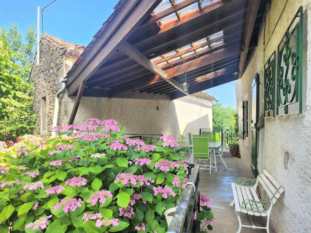 Jolie Maison avec jardin - grange et garage - à vendre 4 pièces CUZORN (Lot-et-Garonne 47) - photo 2