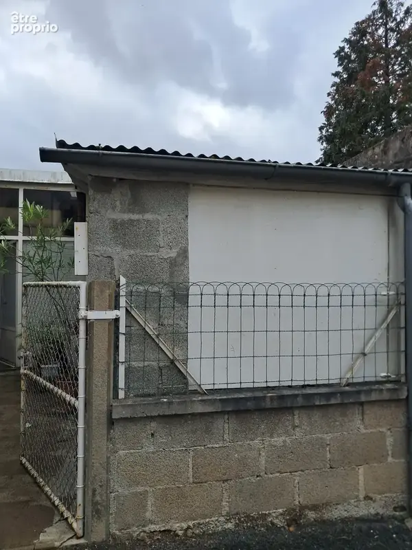 Maison de bourg  de 60 m2  -à vendre   petit prix à lubersac - photo 2