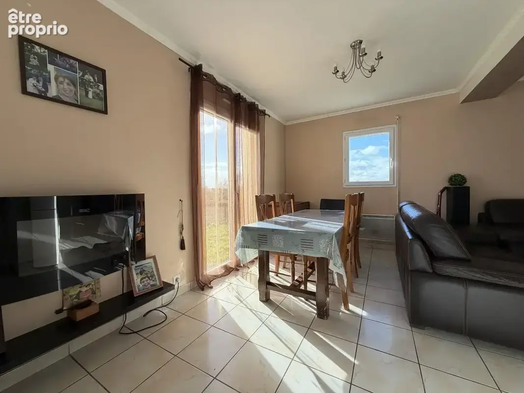 Maison 6 pièces 75 m² à vendre à Plourin-Les-Morlaix (29600) - photo 4