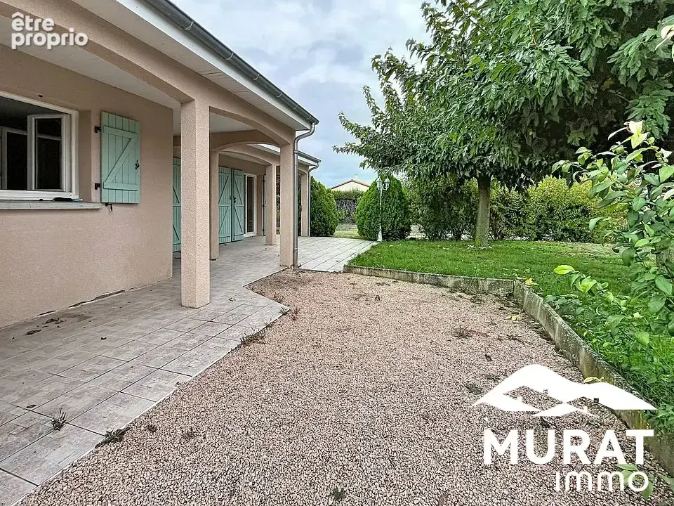 Maison 4 pièces 108 m² à vendre à La Moutade (63200) - photo 4
