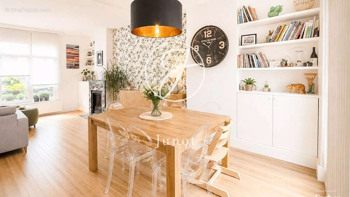 Marcq-en-Baroeul - CROISÉ LAROCHE - Maison à vendre - 5 pièces - 128,28m² - 4 chambres - Garage - Terrasse - jardin. - photo 3