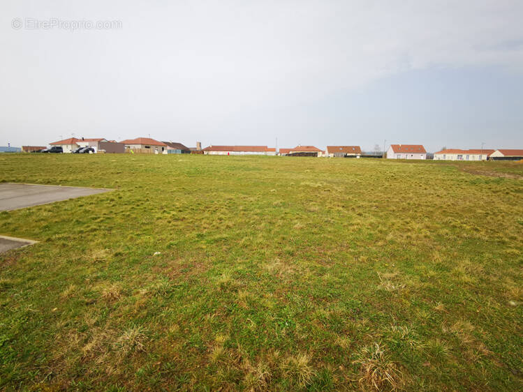 Terrain à SAINT-DIZIER