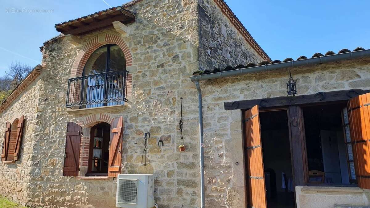 Maison à PUYCELCI