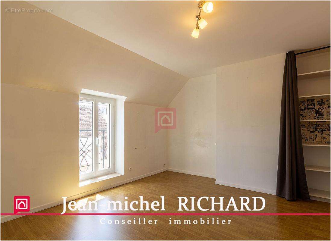 Maison Noyers Sur Cher 8 pièces m2 - photo 11