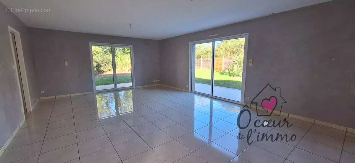 Maison à MAULEVRIER