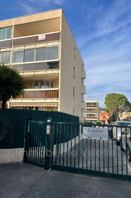 Appartement à VILLENEUVE-LOUBET