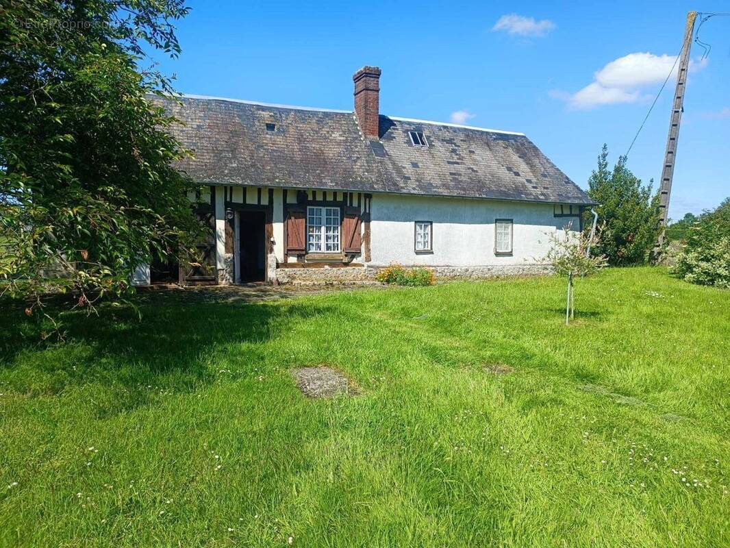 Maison à CORMEILLES