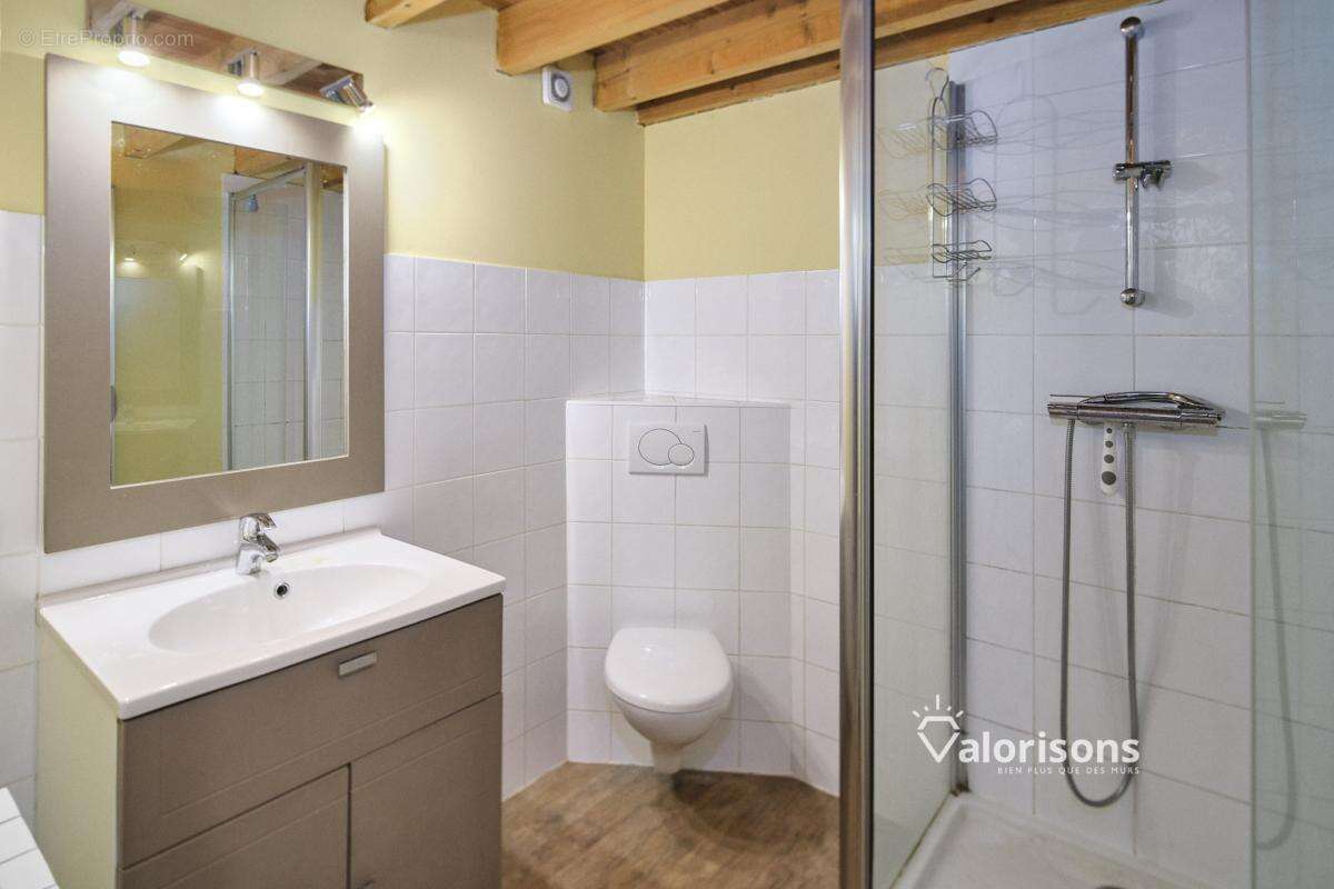 Maison à NEUVILLE-SUR-SAONE