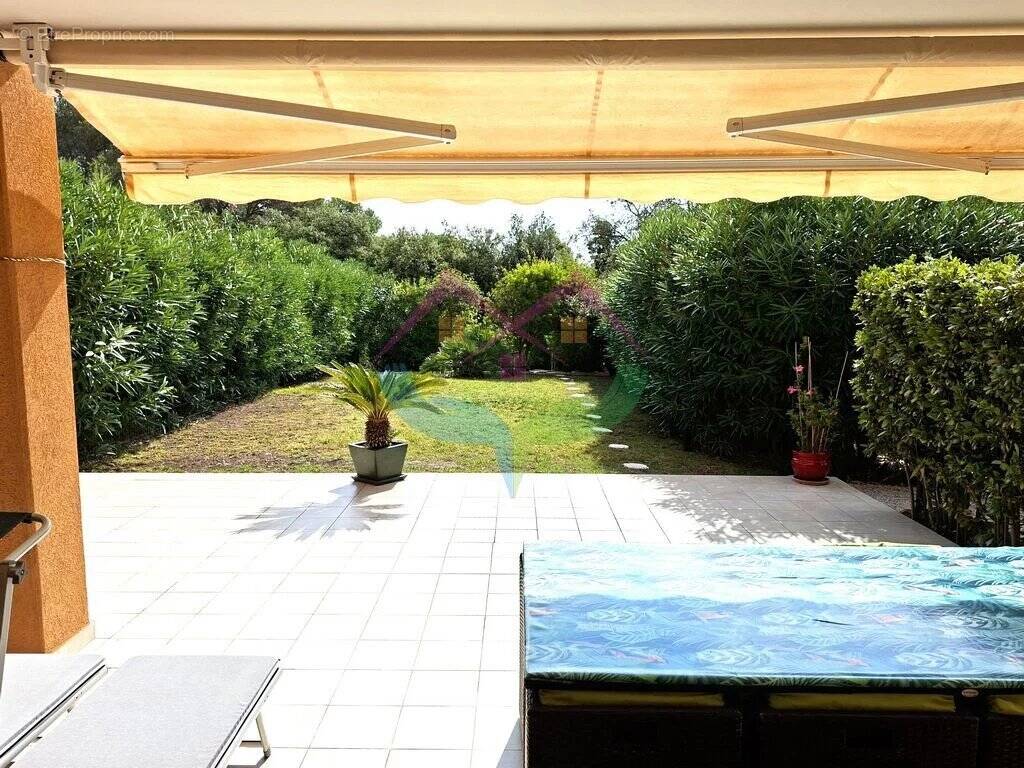 Appartement à SAINT-RAPHAEL