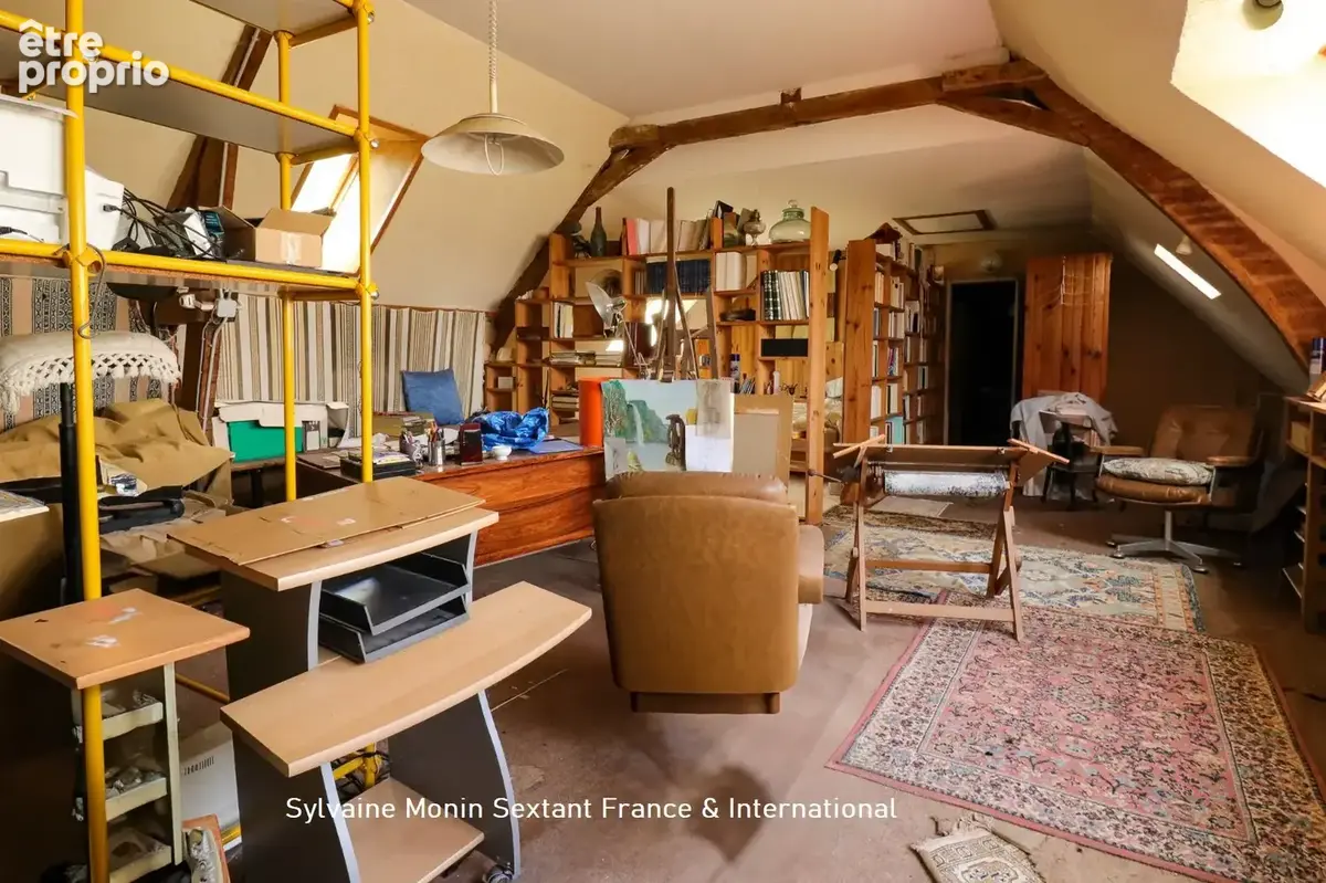 Grande maison familliale de 5 chambres offrant de superbes volumes et une dépendance exceptionnelle dans un cadre privilégié - photo 13