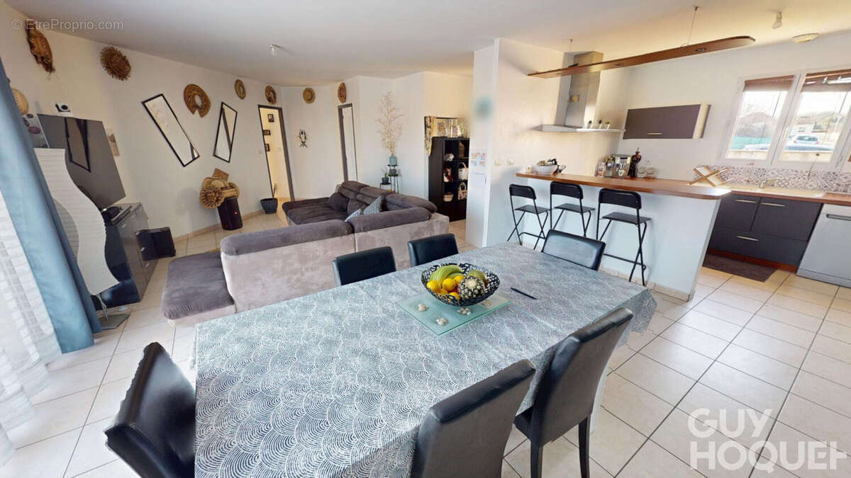 Maison  plain pied 6 pièces 131m² - photo 2