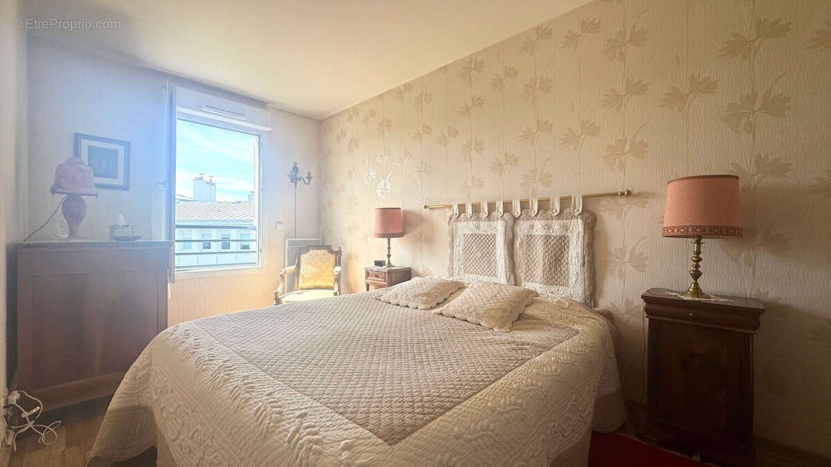 Appartement à CORBEIL-ESSONNES