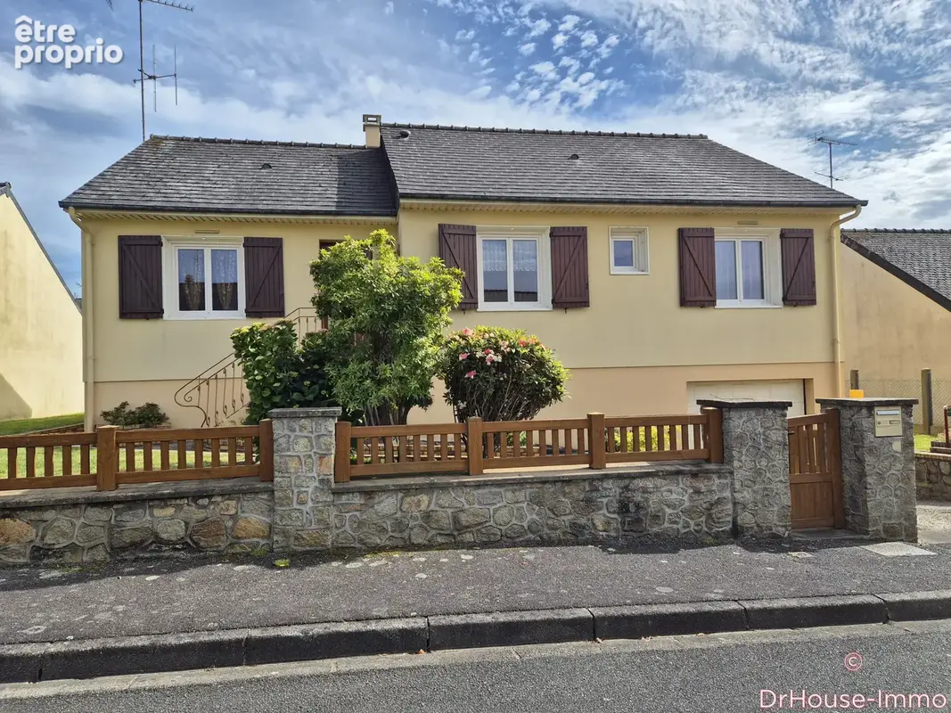 Maison 6 pièces 94 m² à vendre à Ernee (53500) - photo 3