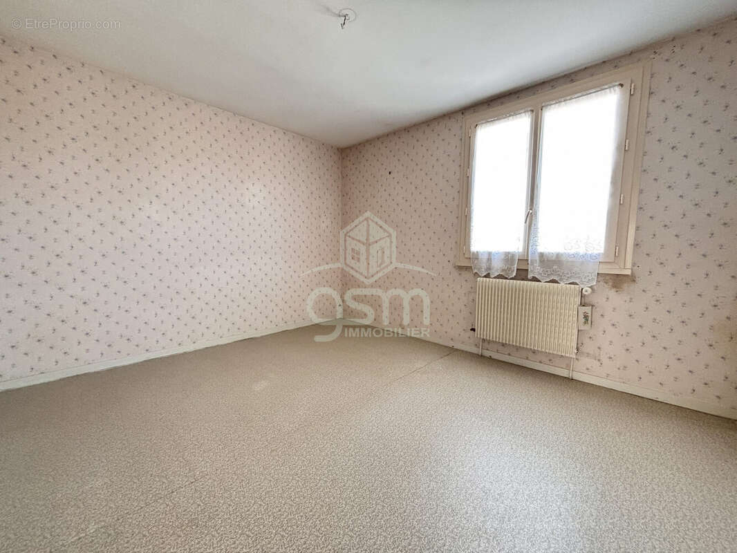 Maison 126 m² à Sainte-Maure-De-Touraine  - photo 9