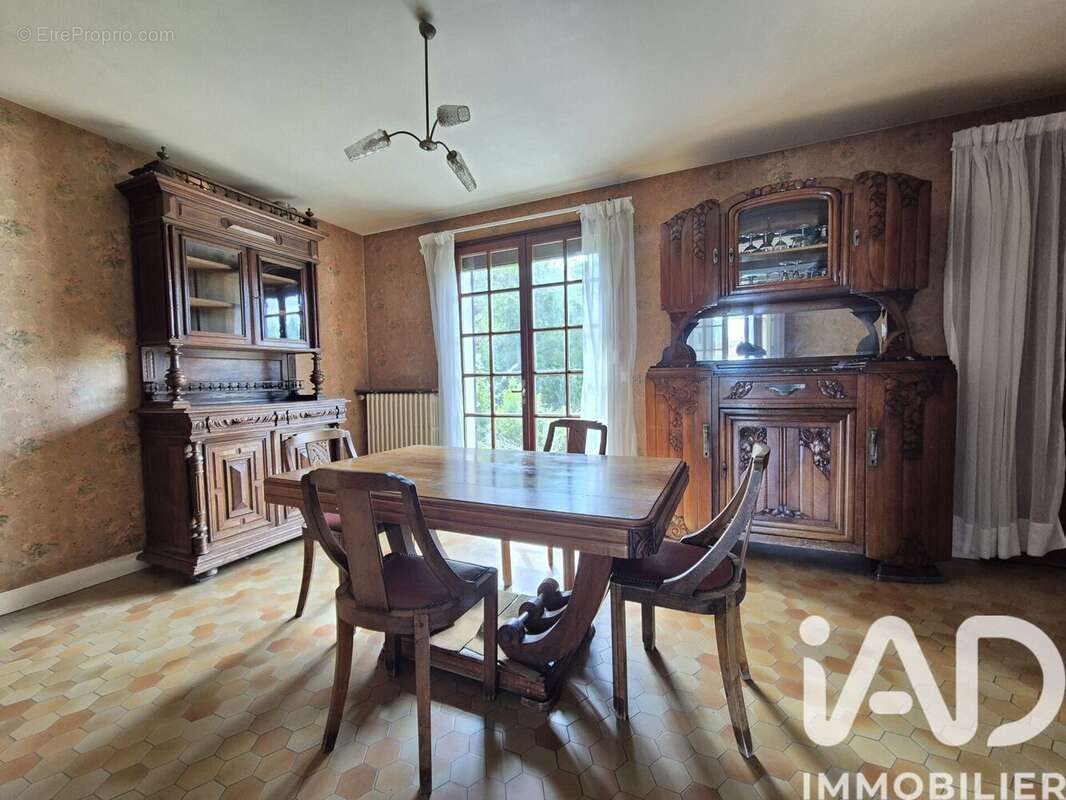 Photo 5 - Maison à HOUDAN