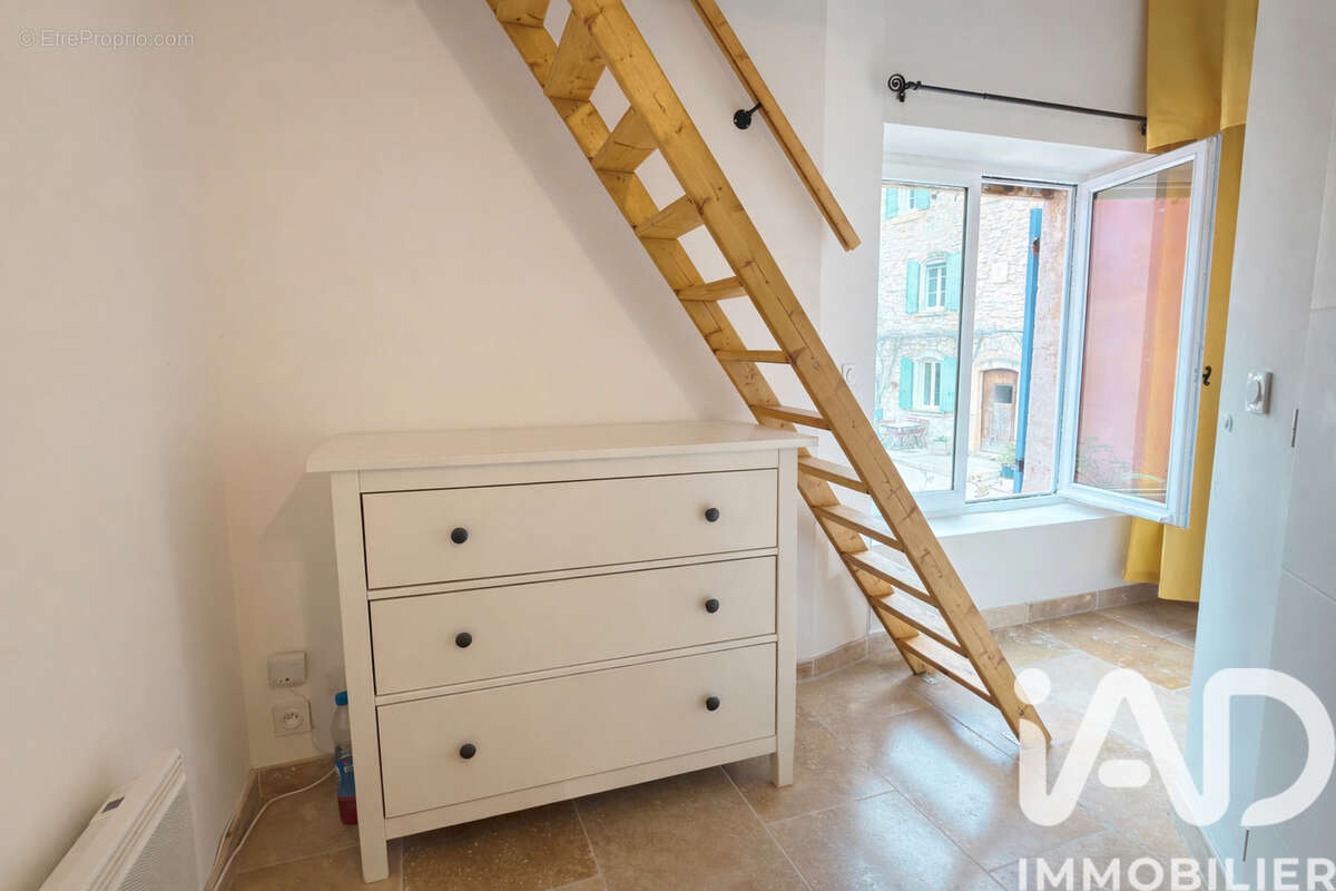 Maison 37 m² à Vitrolles-En-Luberon  - photo 8