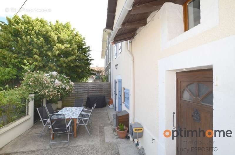Maison à ETAGNAC