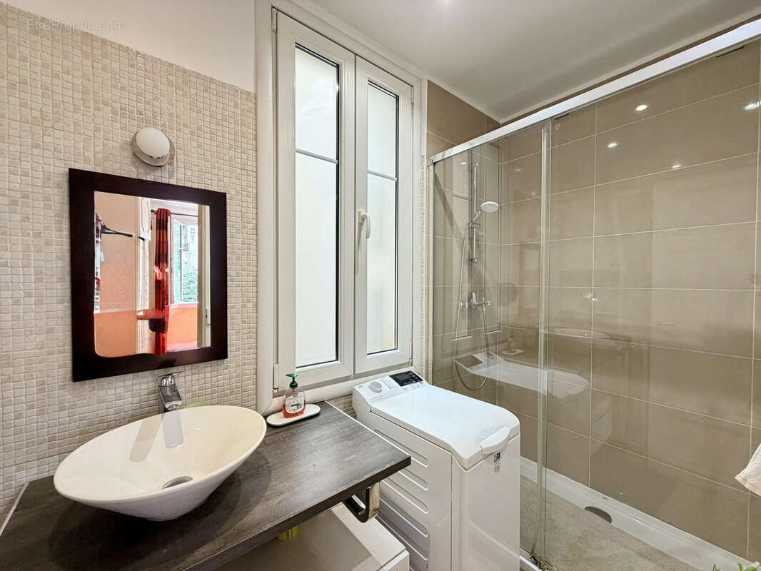 Appartement à PARIS-12E