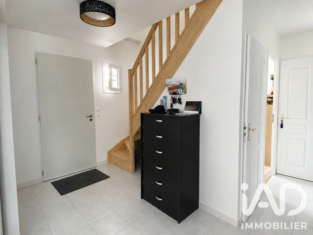 Maison 102 m² à Nainville-Les-Roches  - photo 4