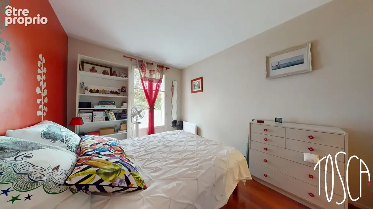 En exclusivite  a thiais  - quartier apollonia - 4 pieces - 82m2 - parking - box - deux balcons - proche commerces - photo 11