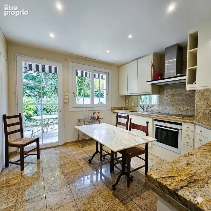 Toulouse, bas Côte Pavée, Villa 190M2 - photo 3