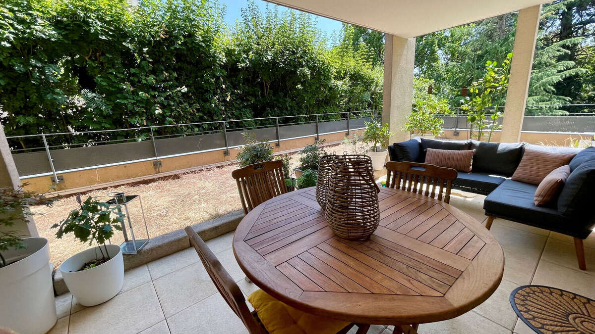 T4 Terrasse et Jardin suspendu ; Garage Double - photo 3