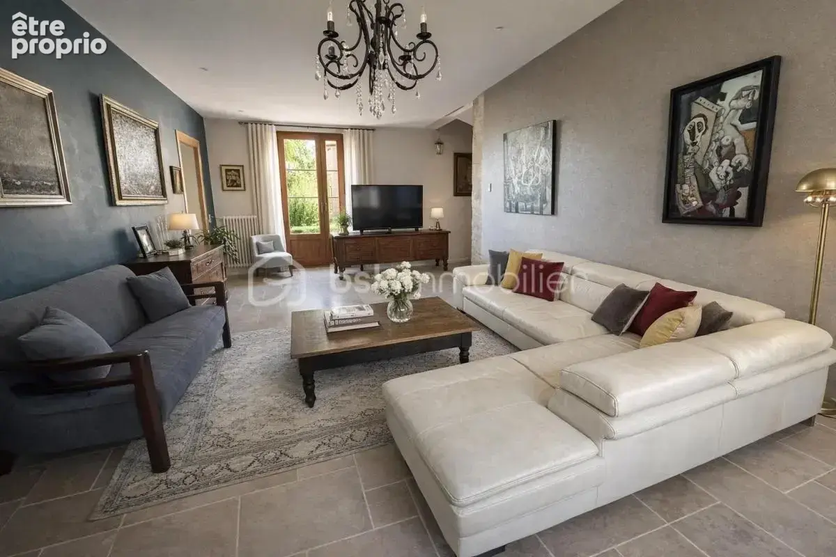 Magnifique propriete en pierres - vue - calme - gites - dependances - source - etang - photo 10