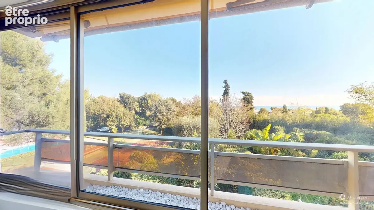 Grand 2 pièces traversant avec vue mer  - Piscine et tennis - photo 8