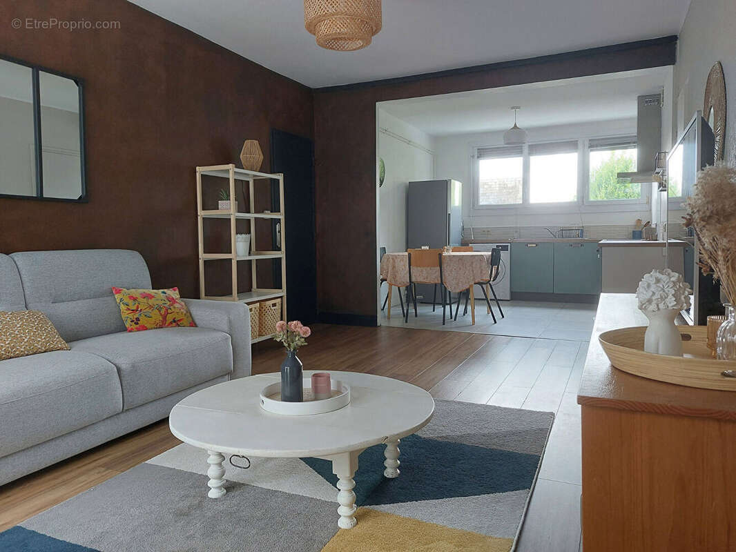 Appartement Bourges 4 pièce(s) 77.50 m2 - photo 2