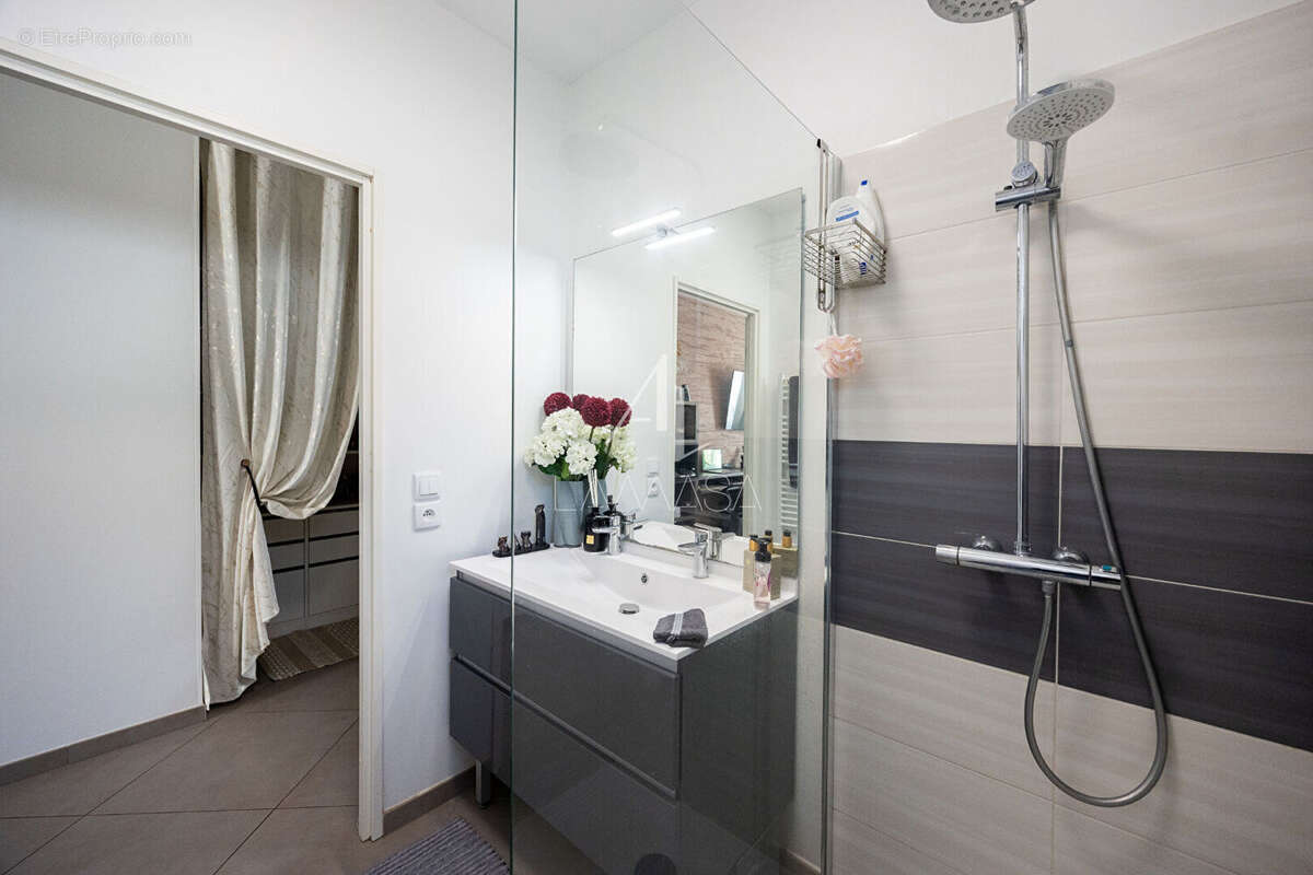 Maison à MONTEVRAIN