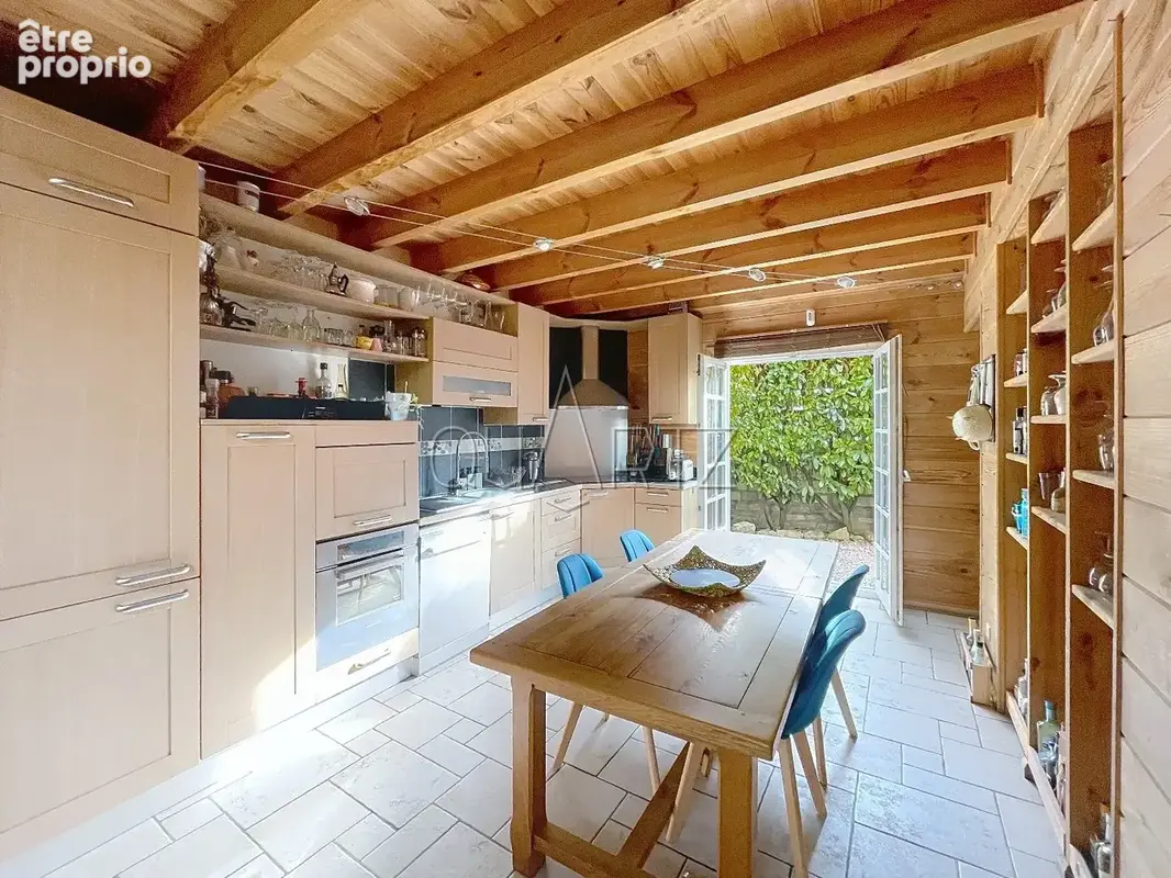 Quartier prisé à Pontoise, maison atypique avec jardin intimiste - photo 8