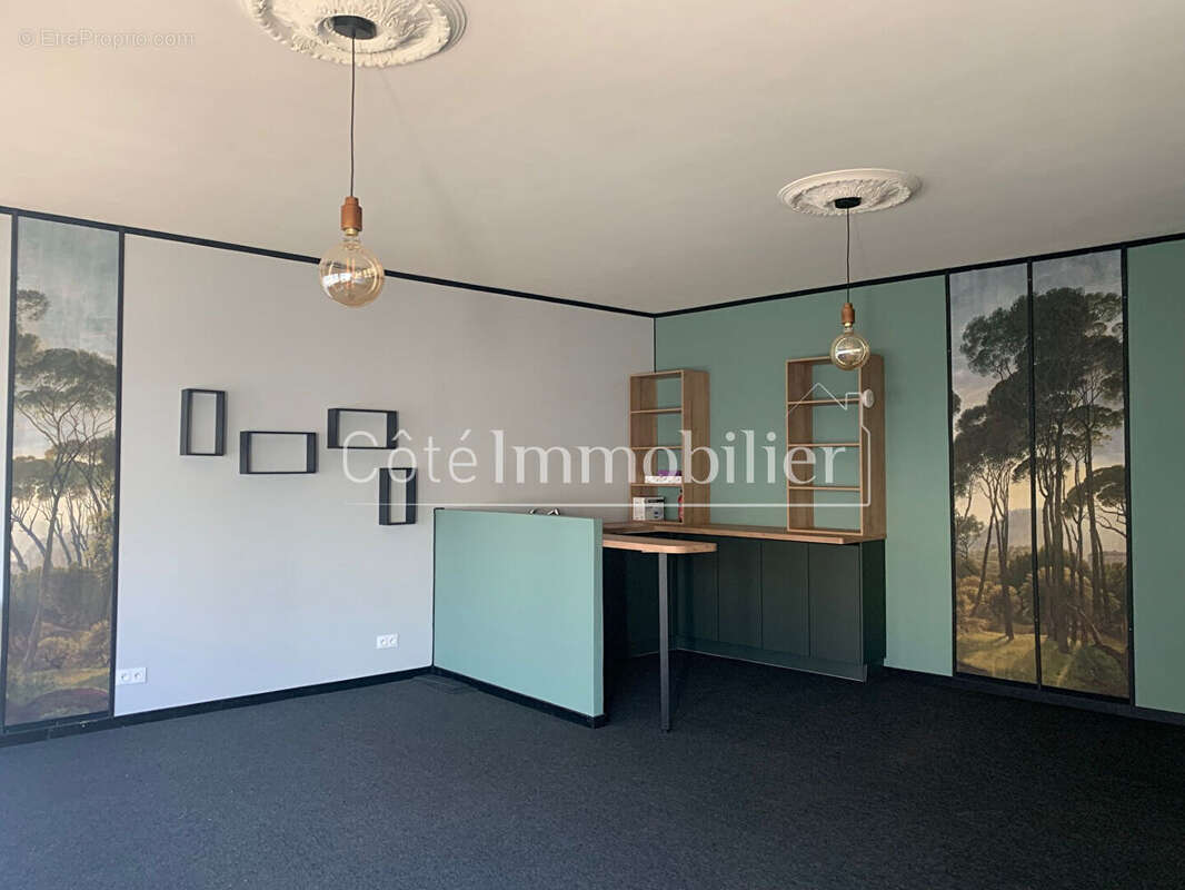 Commerce à BOURGNEUF-EN-RETZ