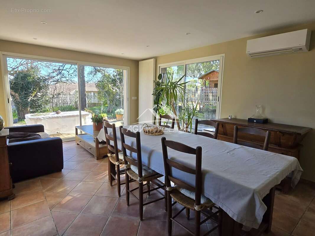 Maison à SAINT-PRIVAT-DES-VIEUX