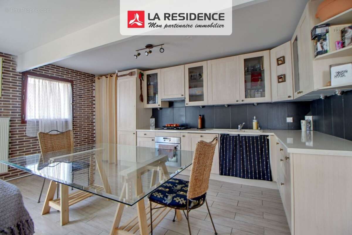 Appartement à PLAISIR