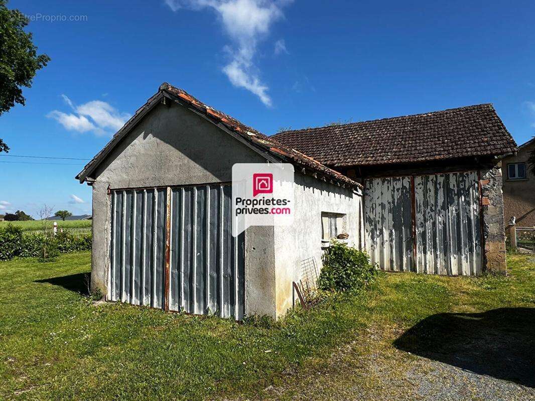 Maison  T5/6 d'env. 200 m2 avec étang, verger et nombreuses annexes sur  SANILHAC (24660) - photo 12