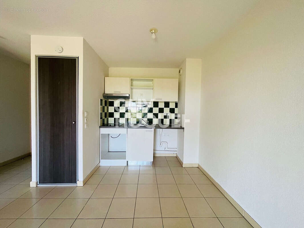 Appartement à JUVIGNAC