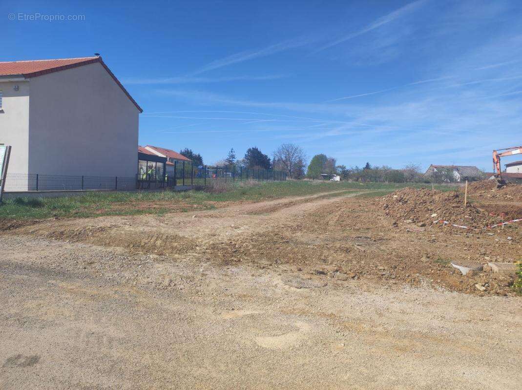 Terrain à SAINTE-BARBE