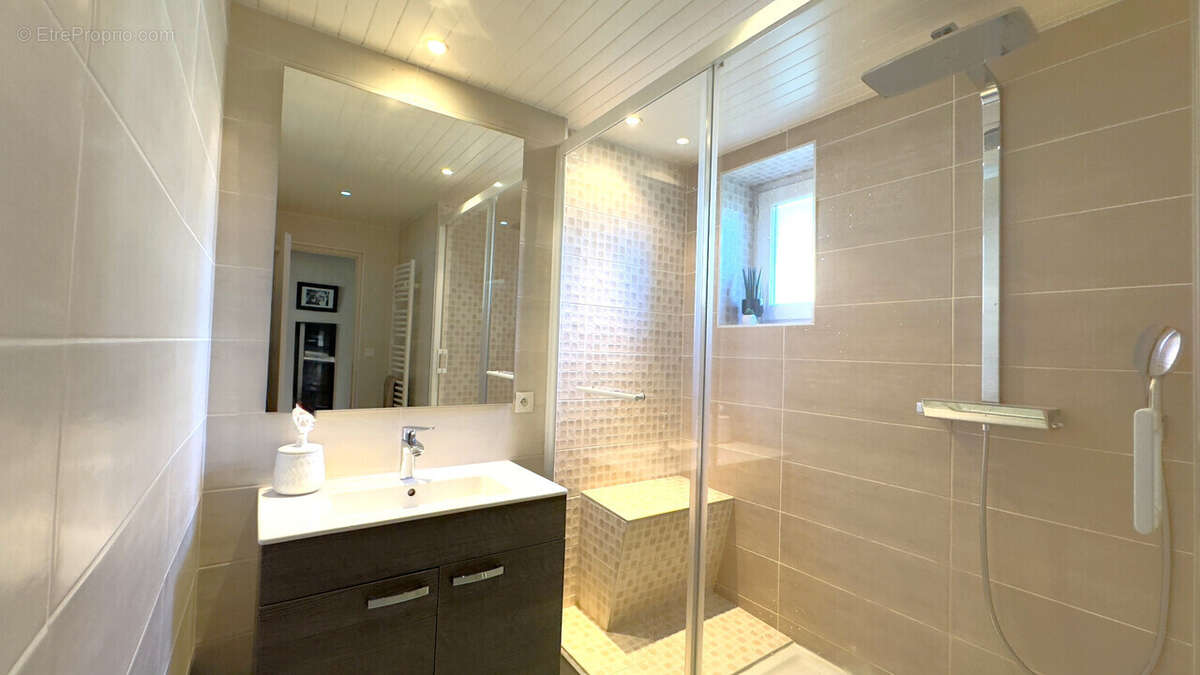 Maison à VARCES-ALLIERES-ET-RISSET