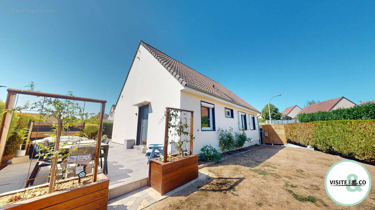 Maison 99 m² à Fontenay-Le-Marmion  - photo 5