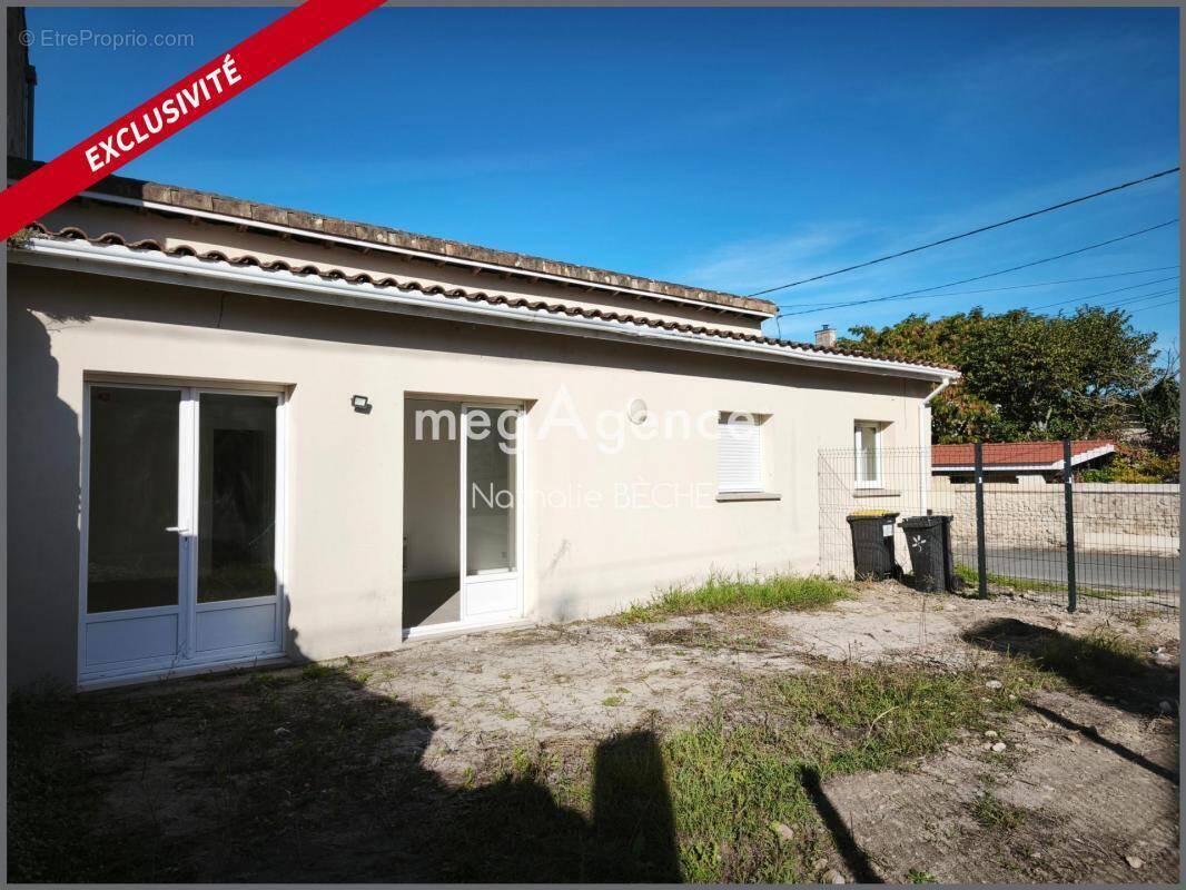 Maison à SAINT-ESTEPHE